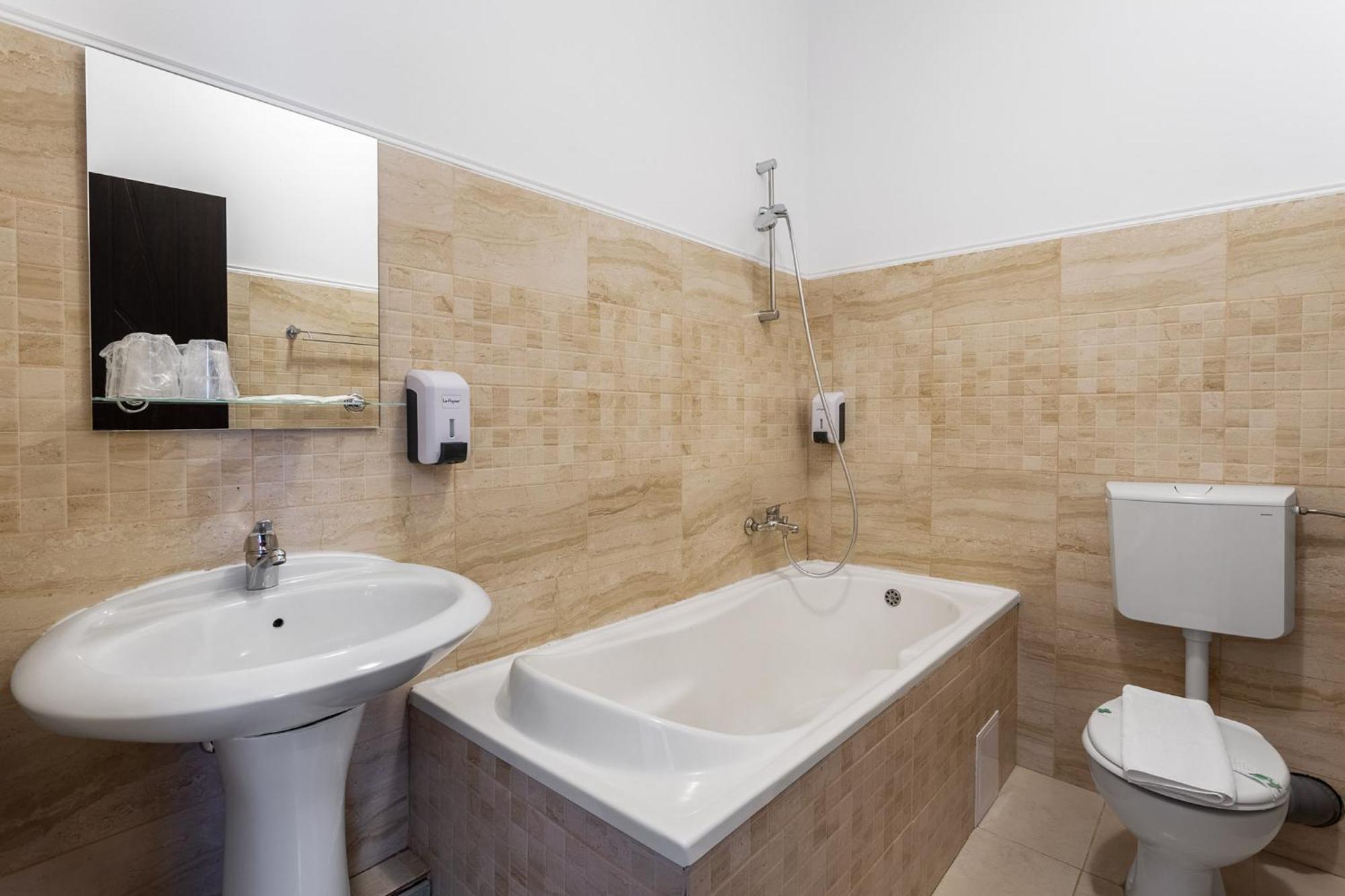 Eden 7 Hotell Predeal Exteriör bild